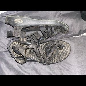 Chaco’s size not sure.